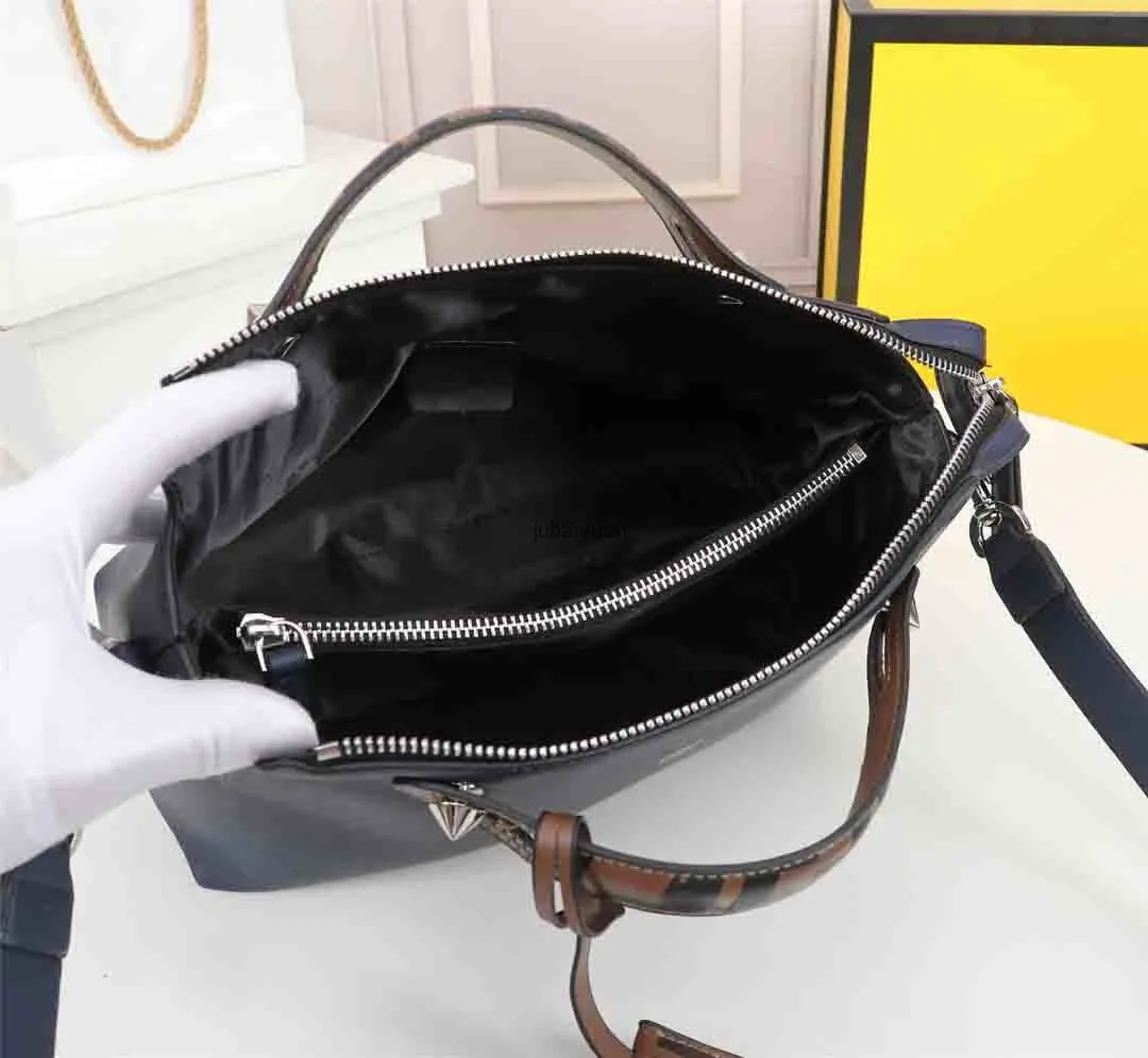2022 الرفاهية بالمناسبة 6 نمط Crossbody Fashion Women Handbag Counter Bag Lead Towes Back Back Messenger Messenger Broadband Party 28cm