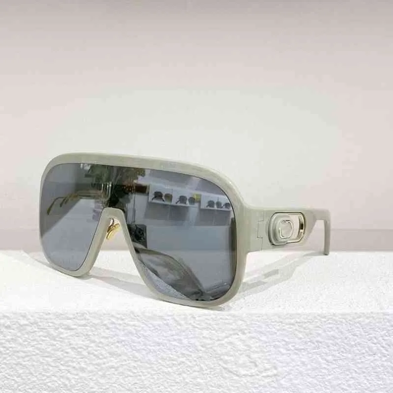 Дизайнерские солнцезащитные очки D New Star Online знаменитость такого же класса пилот Goggl Women's Wernatile Punk Sunglass