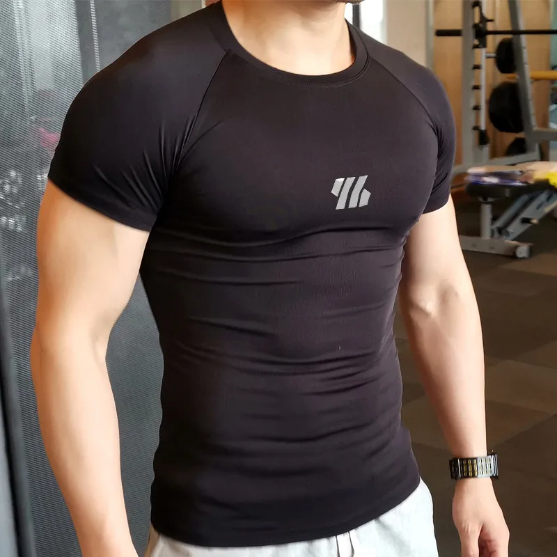 Мужчина футболка бодибилдинг мышцы с коротким рукавом колготки рубашки быстро сухой тренировки в тренажерном зале баскетбола спортивная одежда Мужчина Летняя одежда 220526