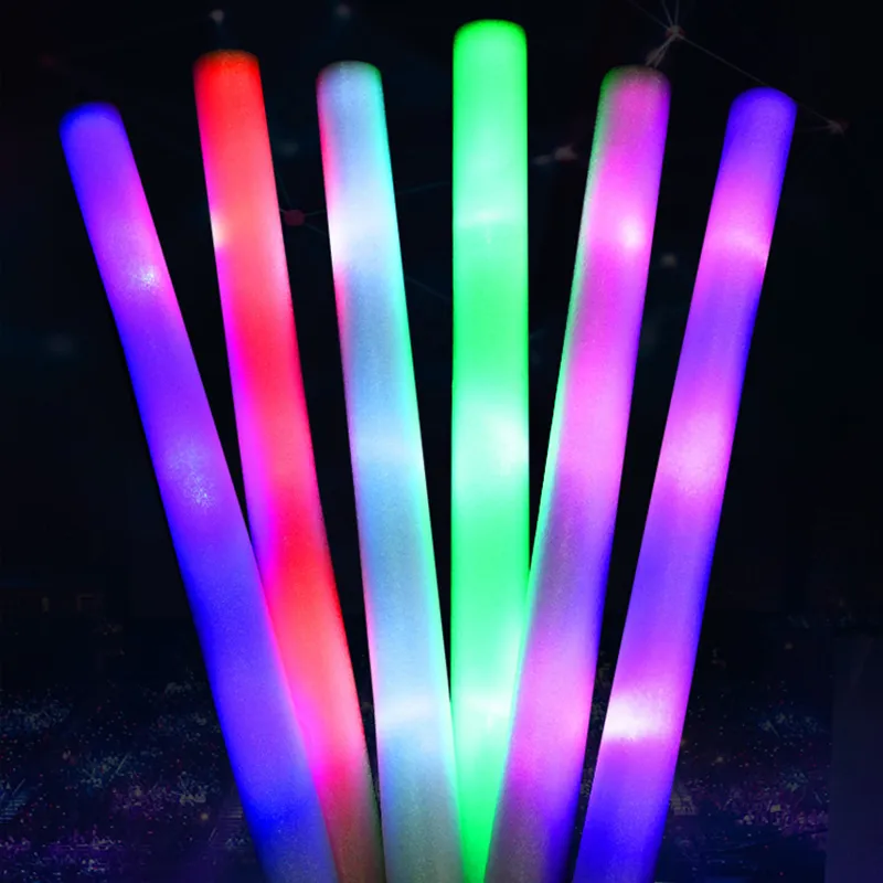 bulk färgglada LED -glöd pinnar rgb led glödskum stick cheer tube mörka ljus födelsedag bröllop parti leveranser 220527