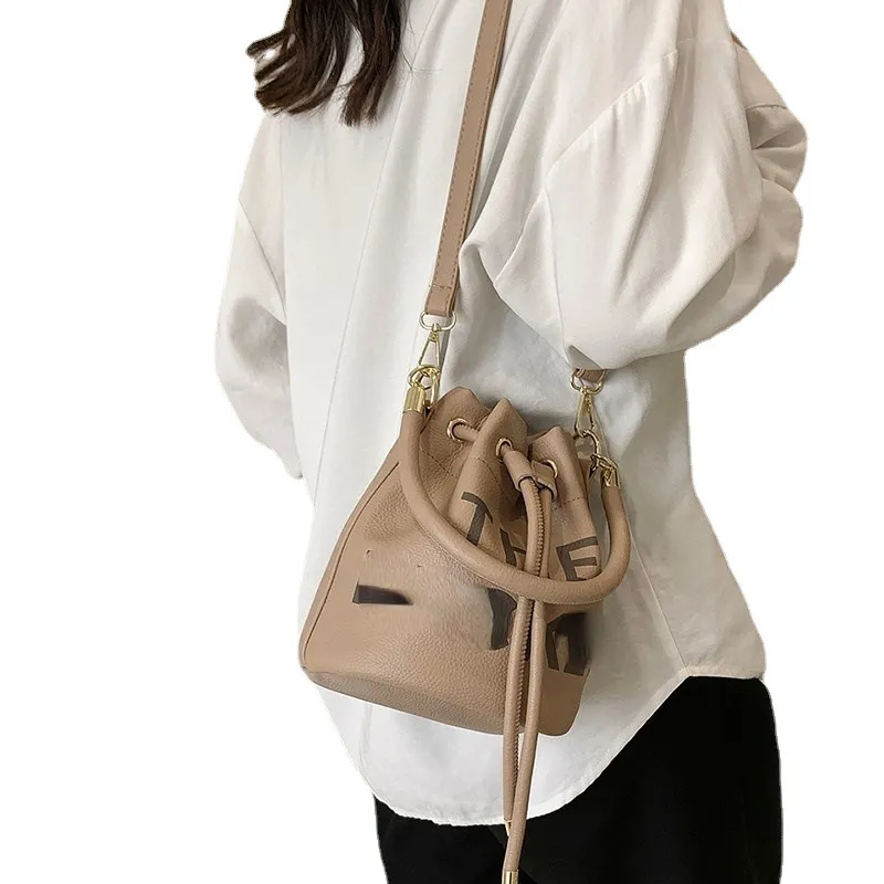 أكياس أزياء حقيبة دلو على شكل برميل محمول أكياس كتف قطري