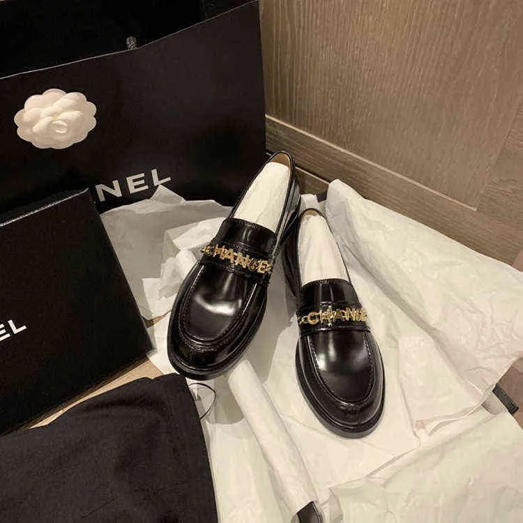 Dress Shoes Xiaoxiangfeng Lefu women Spring and Autumn 2022 New Thick Heel Bottom Versatile Letter Chain Casual Small 220808