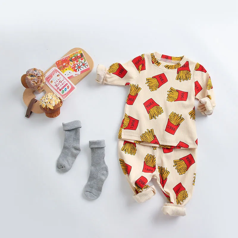 Milancel sommar baby pyjamas set tecknad långärmad o nacke och byxor Sleepwear 220426