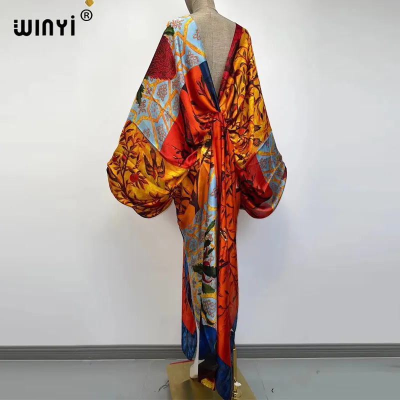 Sexig Bech Högkvalitativ hand-rullad Feel Silk Rayon Fashion Print Winyi Maxi Women's Robes Long Beach V-Hals Bohemian Dress 220531