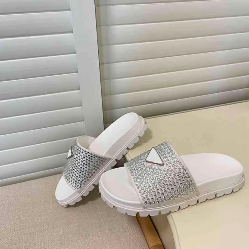 Zapatillas Deporte Fenty Diapositivas Zapatillas Chanclas Para Mujer Diseñador Sandalias Zapatillas Cuero Verano Zapatilla Plana Moda Playa Mujer 220527