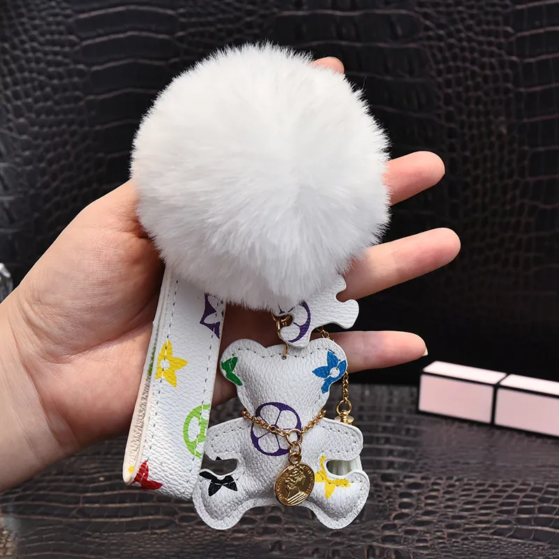 Cat Bear Pompom nyckelkedjan tillbehör Fashion Rhinestone Key Ring Pu Leather Teddy Car Keychain Buckle Jewelry Bag Charm Animal Ke2515