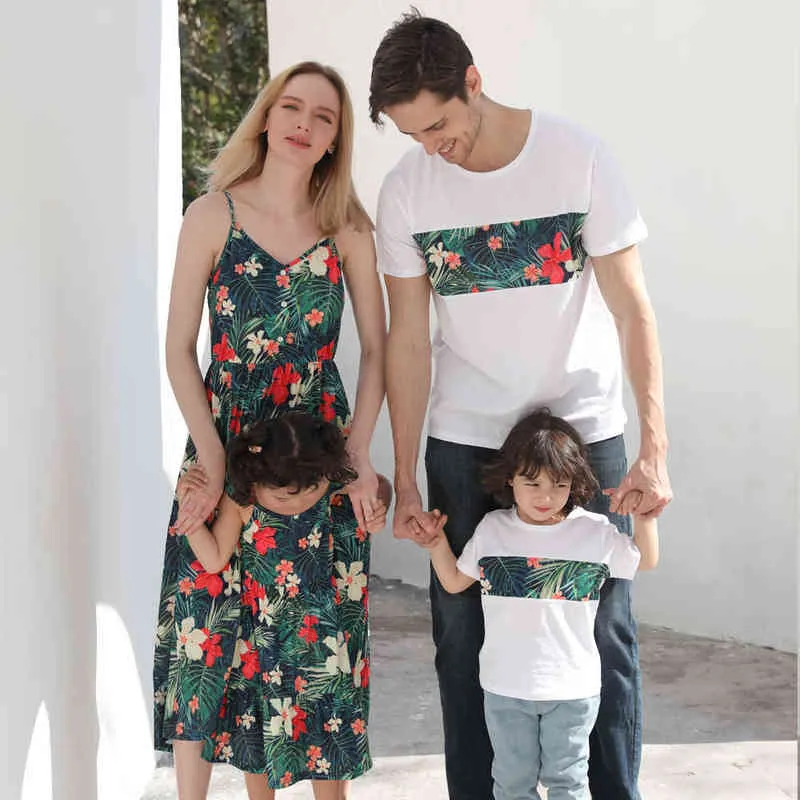 New Summer Family Look Mother Father Kids Matching Outfits Floral Print Strapless Dress Casual T-Shirt Baby Rompers Clothes