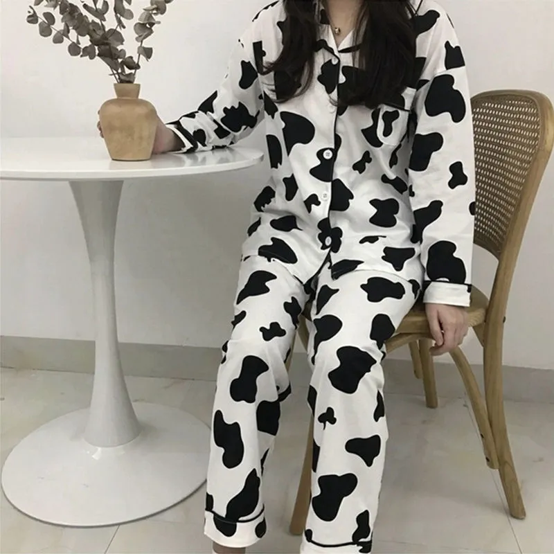 Pijamas con estampado de vaca para Mujer, ropa de dormir bonita, conjunto de pijamas de otoño e invierno, ropa de casa para niñas, Pijama de Mujer, ropa de hogar para Mujer 220421