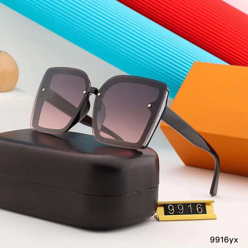 2022 En İyi Lüks Moda Güneş Gözlüğü Tasarımcı Erkekler Bayan Goggles Premium Kadın Gözlükleri Çerçeve Vintage Gözlükleri