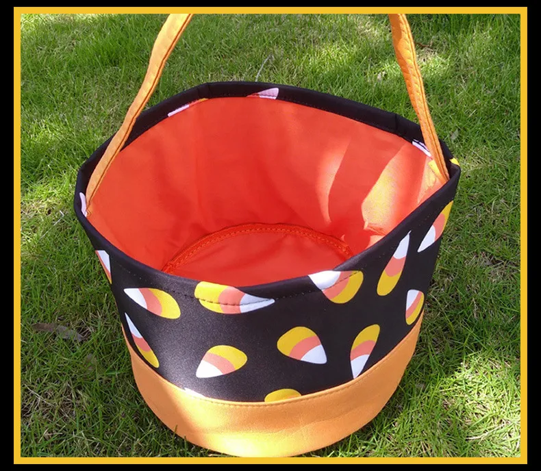 Kids Canvas Halloween Bucket Pumpkin Polka Dot Trick أو علاج حلوى الدعوى الزخرفية سلة الهالوين 6868180