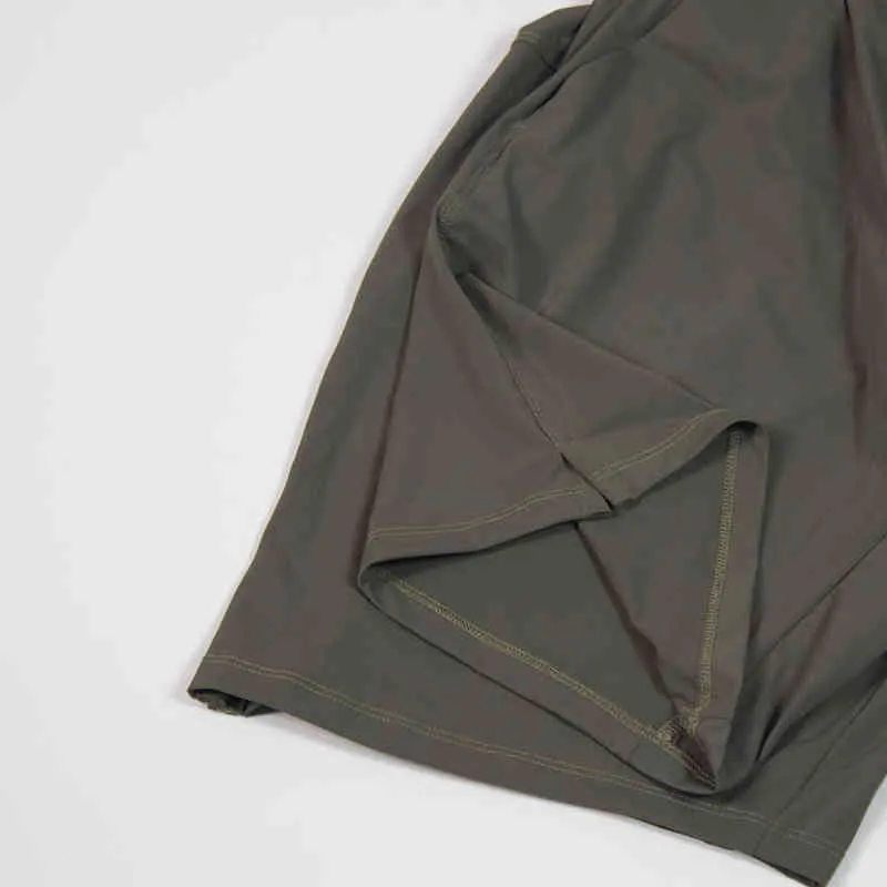 Сексуальные наряды йоги NWT 2022 Мужские шорты с задними карманами на молнии суперкачественные спортивные пляжные досуг.