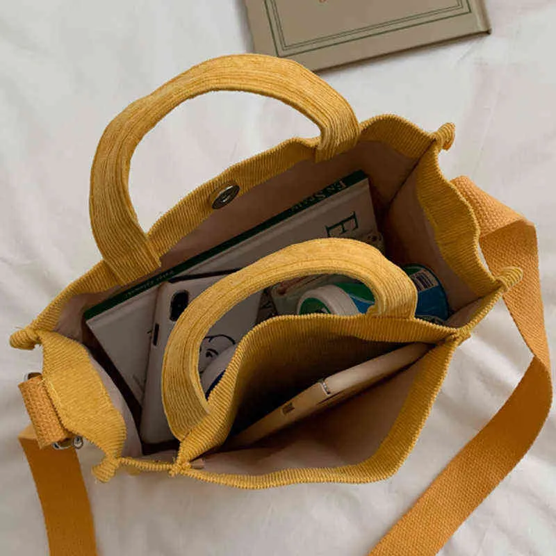 Bolsa de ombro feminino 2021 bolsas de moda de menina pequena bolsa de moda sólida saco de compras de cor sólida Vintage Livro simples Corduroy Crossbody Bags G2205531