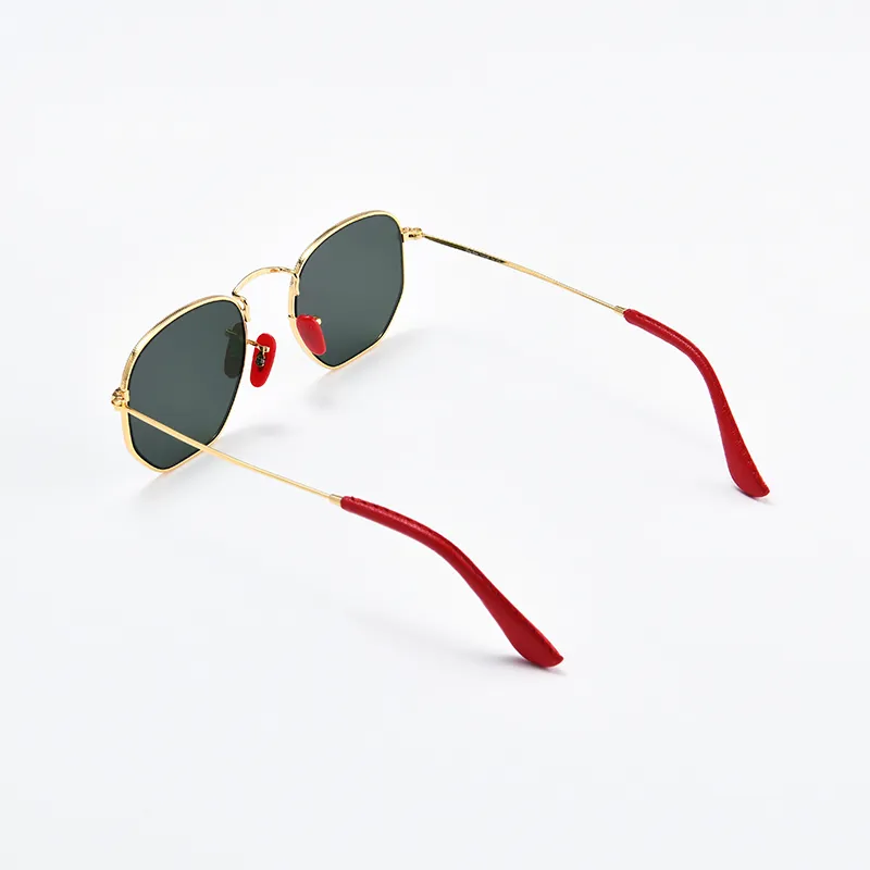 2023 брендовые дизайнерские солнцезащитные очки для женщин и мужчин, оправа из сплава, линзы из закаленного стекла, светоотражающая цветная пленка, овечья кожа, рукав для ног Gafas De 222U