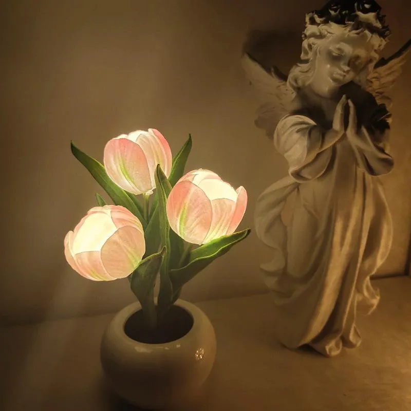 Lâmpadas de mesa LED Tulip Flowerpot Lâmpada Rosa Room Decor Simulação Cerâmica Atmosfera Night Light Home Decorativo OrnamentsTable273J