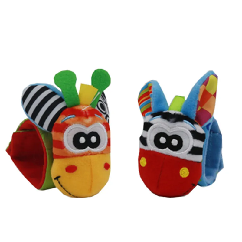 Bande dessinée Chaussettes En Peluche Dragonne Hochets Bébé Jouets 012 Mois né Infant Enfants Animal Chaussette Pied Finder Jouet Cadeau Doux Hochet 220531