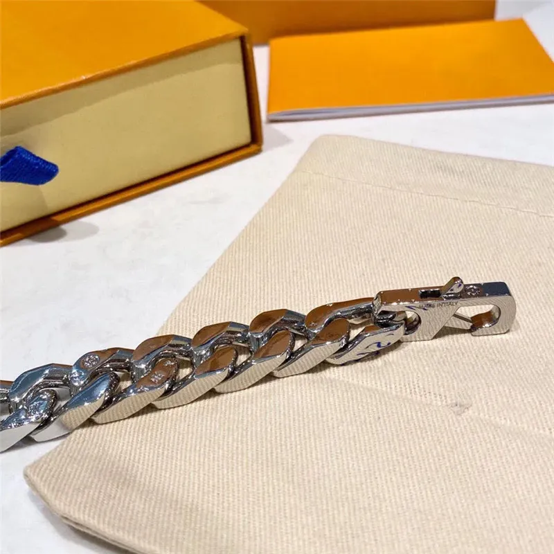 Bracciale in argento di design Catene in acciaio al titanio da uomo Gioielli di marca di lusso Bracciale da donna Braccialetti retrò Cuba Catena larga di moda 279A