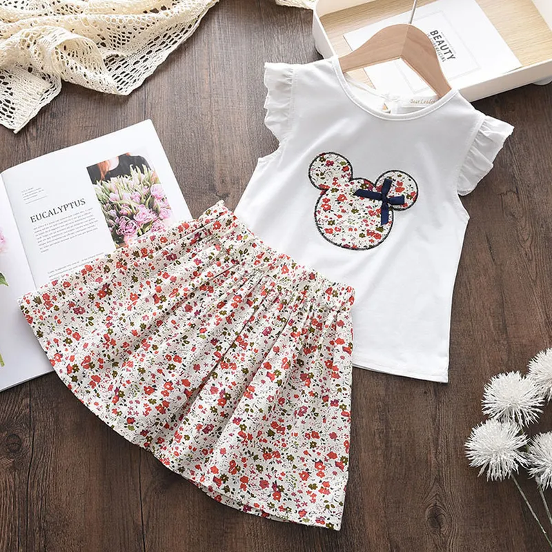Melario neonata vestiti estivi manica volante top bianchi con pantaloncini scozzesi due pezzi 2-6 anni casual set di abbigliamento bambina 220419