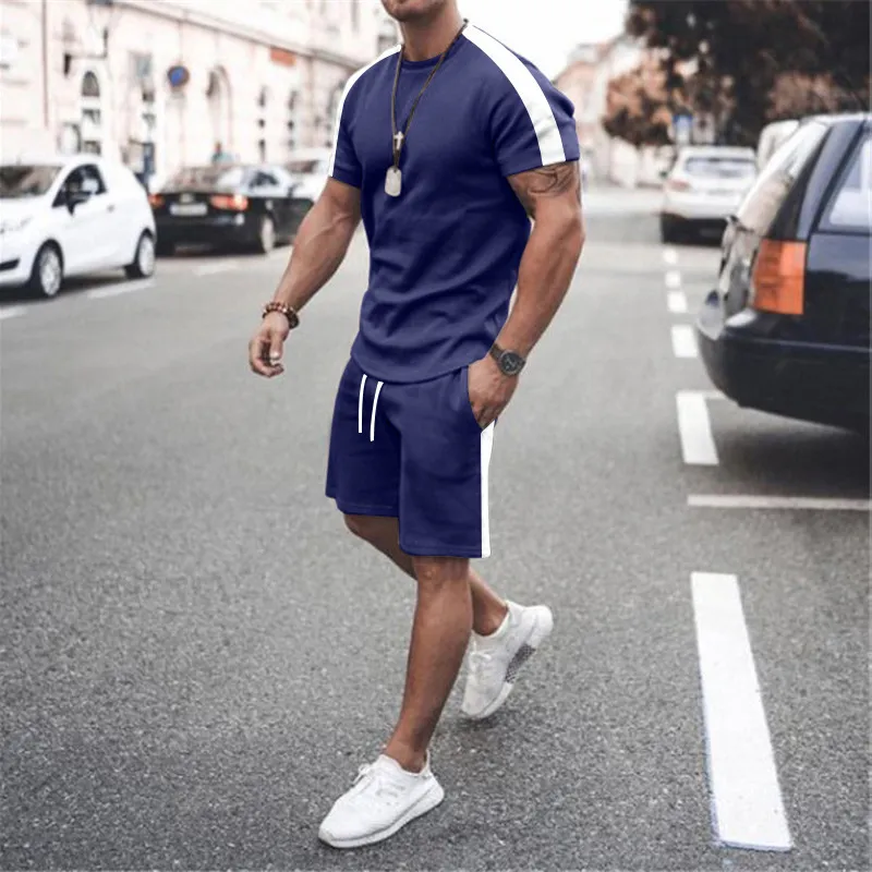 Heren Tracksuit Summer Casual Mens Clothing Korte mouw T -shirt en shorts Stripe Fashion Sport Suit voor mannen 220608