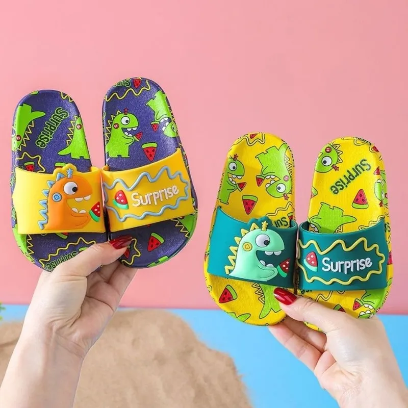 Verrassing dinosaurus kinderen slippers jongens meisjes leuke cartoon huis indoor slippers zomer mode casual antislip badkamer schoenen 220423