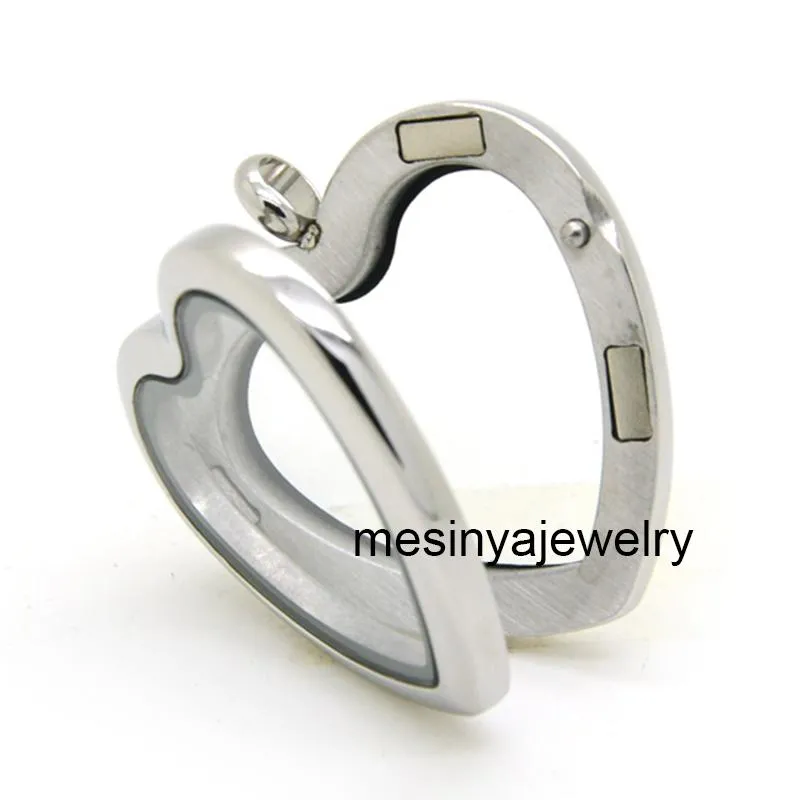 Collane con ciondolo Magnete in acciaio inossidabile Incernierato da 30 mm Medaglione a forma di cuore ciondoli galleggianti personalizzati Ricordo regalo di Natale Pendente295T