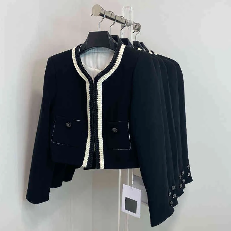 Coats 2022 Bahar Yeni Moda Küçük Koku Ünlü Siyah Beyaz Renk Kontrast Mizaç İnce Kısa Ceket