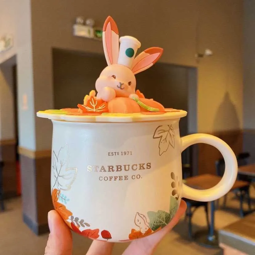 Starbucks autumn maple forest Autumn rabbit cute fox squirrel acorn ceramic mark Christmas birthday gift