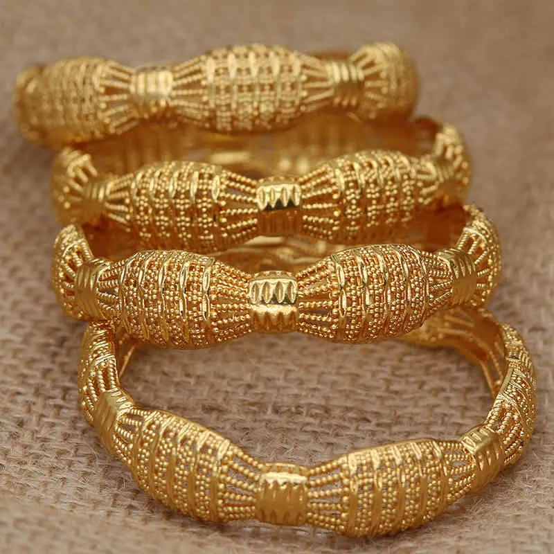 Ethiopische armband 4 stks / partij trendy 24k goud armbanden voor vrouwen Dubai bruiloft bruid cadeau afrika bangle habesha sieraden charme