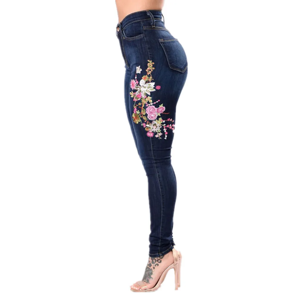 Sträcka broderade jeans y2k kvinnor elastiska blommor jeans kvinnliga smala denim byxor hål rippade rosmönster jeans pantalon femme