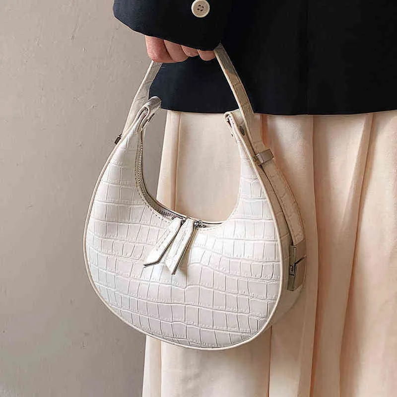مصنع تصدير التصدير عبر الإنترنت حقائب Tide Tide Brand Ladies 2022 New Summer Prosesatile Handbag Women One Loundarm