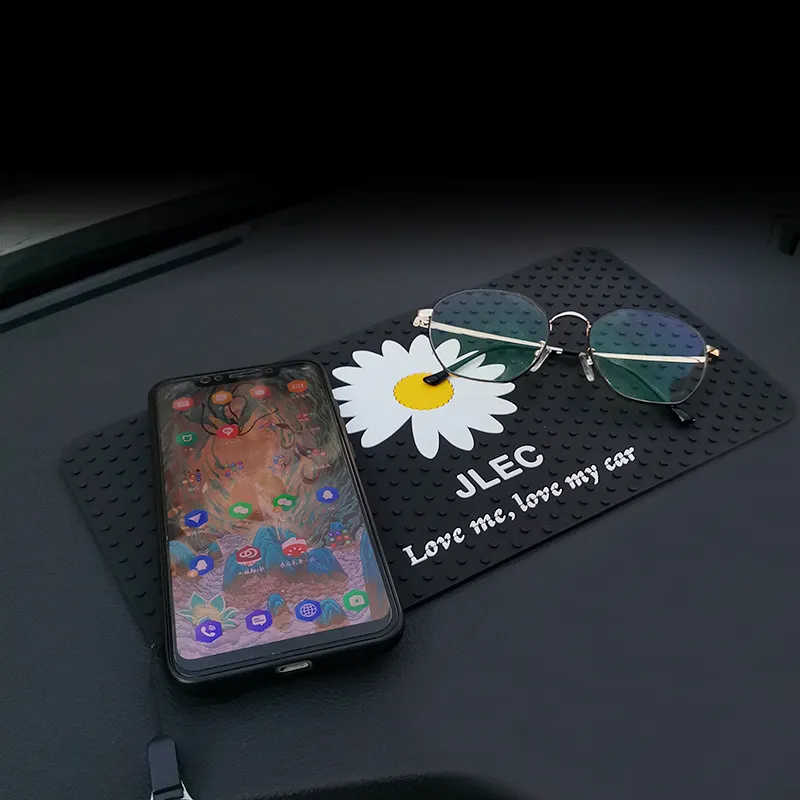New Car Accessories Slip-resistant Pad Emblem Anti Slip Pad Rubber Mobile Sticky Stick Dashboard Non-Slip Mat Pad Vehicle Stylings