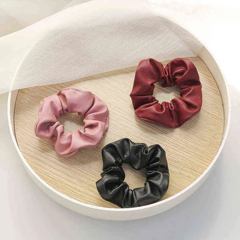 Stylish PU Leather Scrunchies Solid Hair Rubber band For Women Girls Elastic Hair bands Ponytail Holder Fashion Hair Accessories AA220323