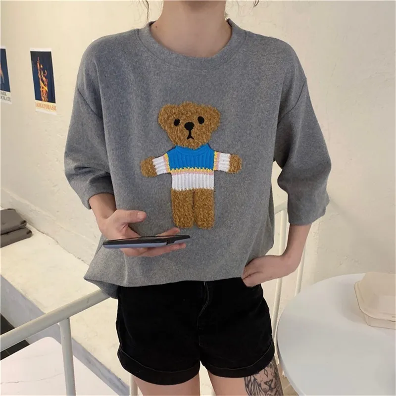 Broderi kort ärm tees bomull överdimensionerade t -skjorta kläder för kvinnor sommar koreansk stil avslappnad topps kawaii björn tshirt 220721