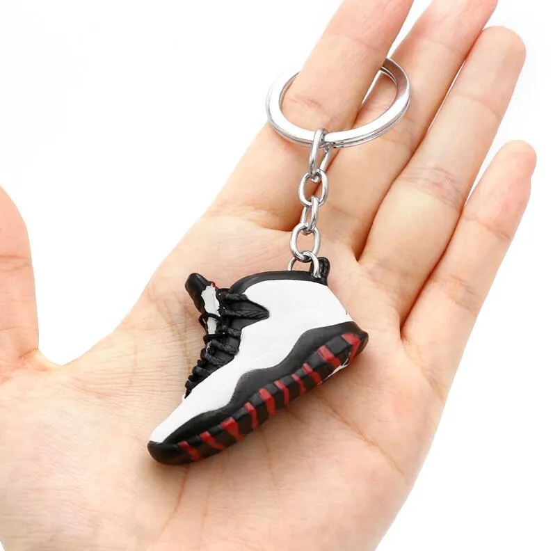 Creative 3D Mini Sneaker Chaussures Porte-clés Hommes Femmes 17 Styles Souple PVC Chaussures De Sport De Basket-Ball Porte-clés Sac Porte-clés De Voiture Pendentif A286T