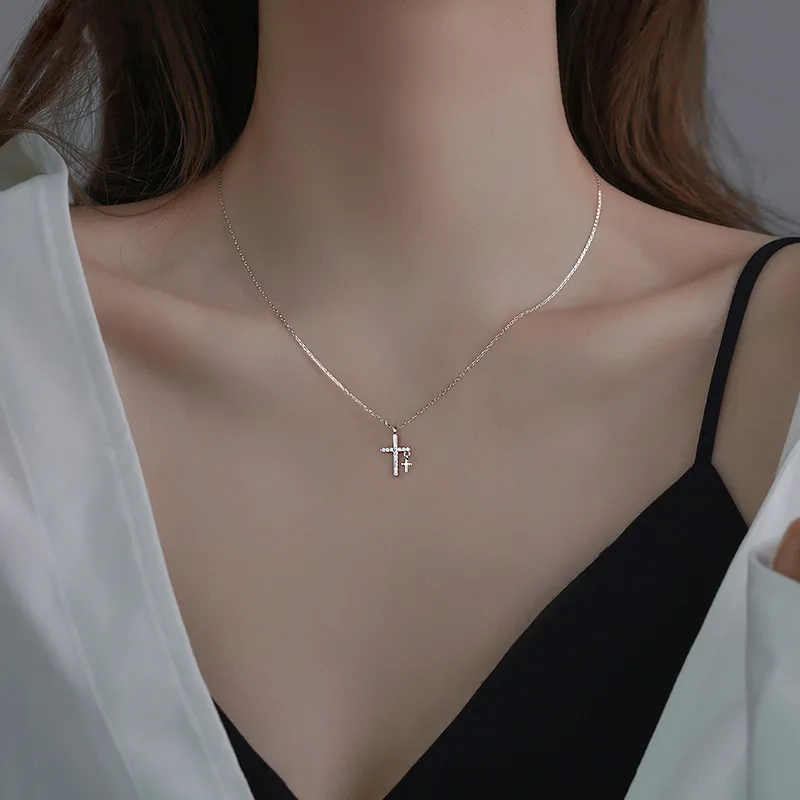Kreativität Licht Luxus Zirkon Kreuz Anhänger Halskette Für Frauen Gold Silber Farbe Schlüsselbein Kette Mode Schmuck
