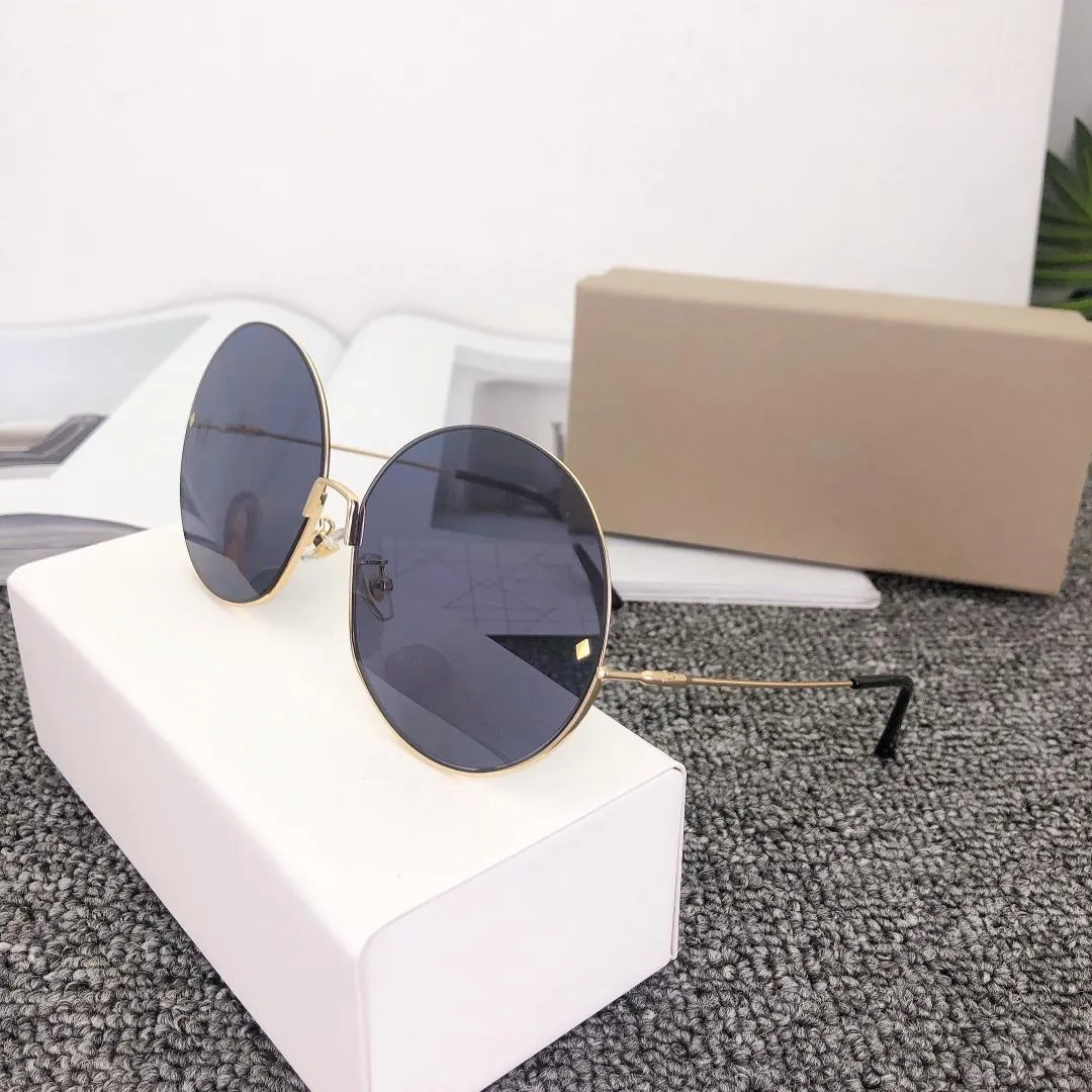 88 Projektant Sunglass Kobiety Okulary Outdoor Shades PC Rama Moda Klasyczna Lady Sun Glass Lusterka do damskie Luksusowe okulary przeciwsłoneczne