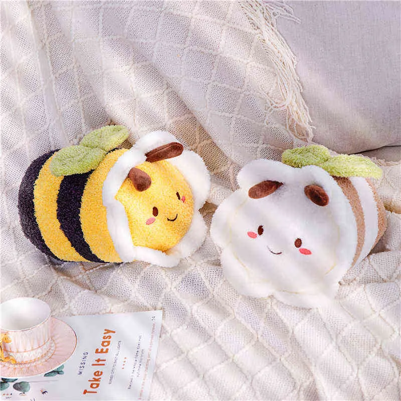 CM Nya Kawaii Plush Animal Bee Toy Super Soft Cartoon White Yellow Filled Cushion Soffa For Children Birthday Present J220704