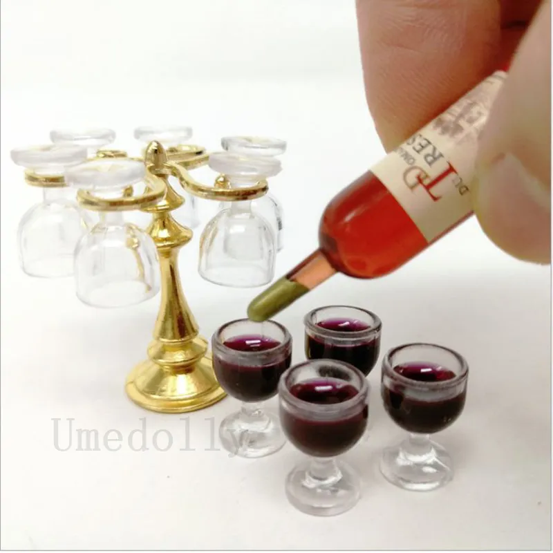1 Conjunto em miniatura de boneca de boneca miniature mini garrafa de vinhos Champagne Glass Rack Play Móveis de cozinha Acessórios para brinquedos 220725