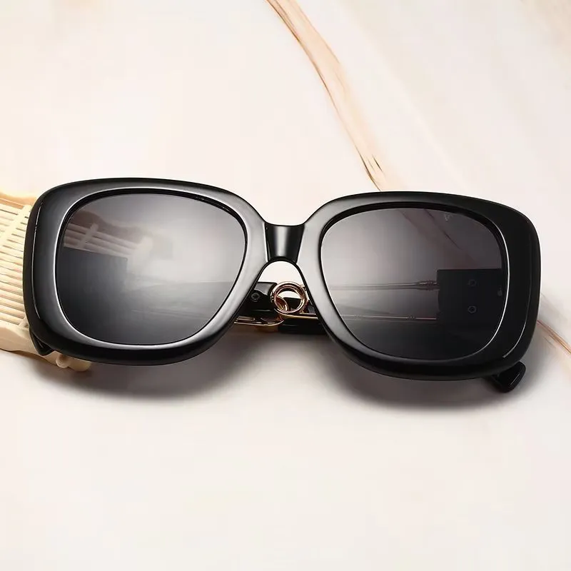 Designer Heren Zonnebrillen Dames Zonnebril Vierkant Mode Retro Trend Gouden Frame Glazen Lens Brillen voor 5 Kleur Optioneel Prachtig 262T