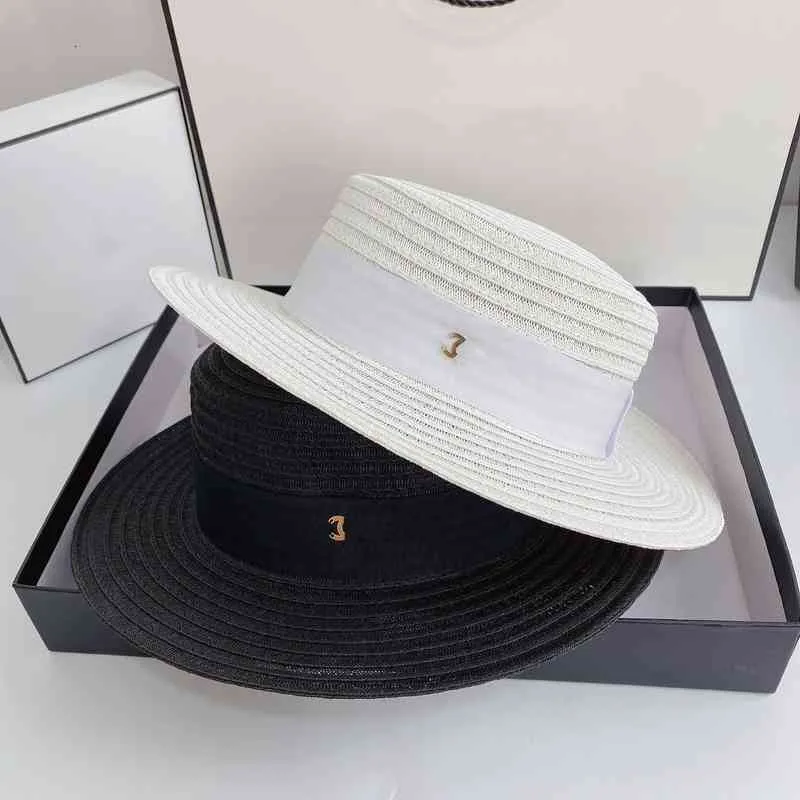 ボールキャップデザイナースタイルの小さなフレグランスリボンCC標準装飾フラットトップトップ通気性麦わら帽子海辺旅行日焼け止めux7w270f