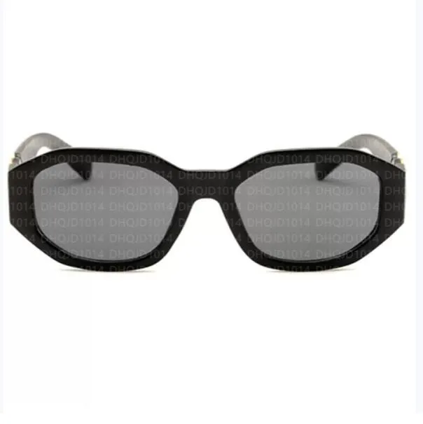 남자 여자를위한 럭셔리 선글라스 남성 유니스로서 디자이너 고글 비치 일요일 안경 레트로 작은 프레임 럭셔리 디자인 UV400 최고 품질 BO223W