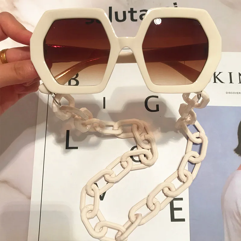 Einzigartiges Sonnenbrillen-Kettenset für Frauen, Luxusmarke, Polygon, quadratische Sonnenbrille, weiblich, Vintage-Punk-Brille, beige Herrenfarben 2205062534