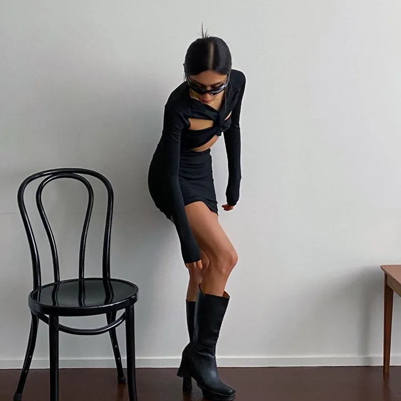 Cryptografische uitgesneden sexy zwarte mini -jurken club feest outfits voor vrouwen elegante lange mouw solide bodycon jurk herfstkleding 220521