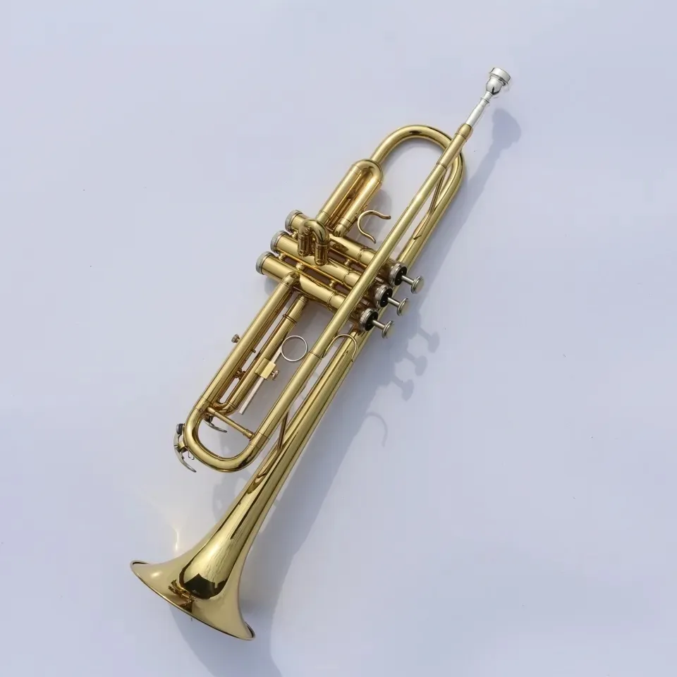 Japan's high-end professional Trumpet B-tone white copper surface gold-plated playing trumpet three-tone trumpet instrument