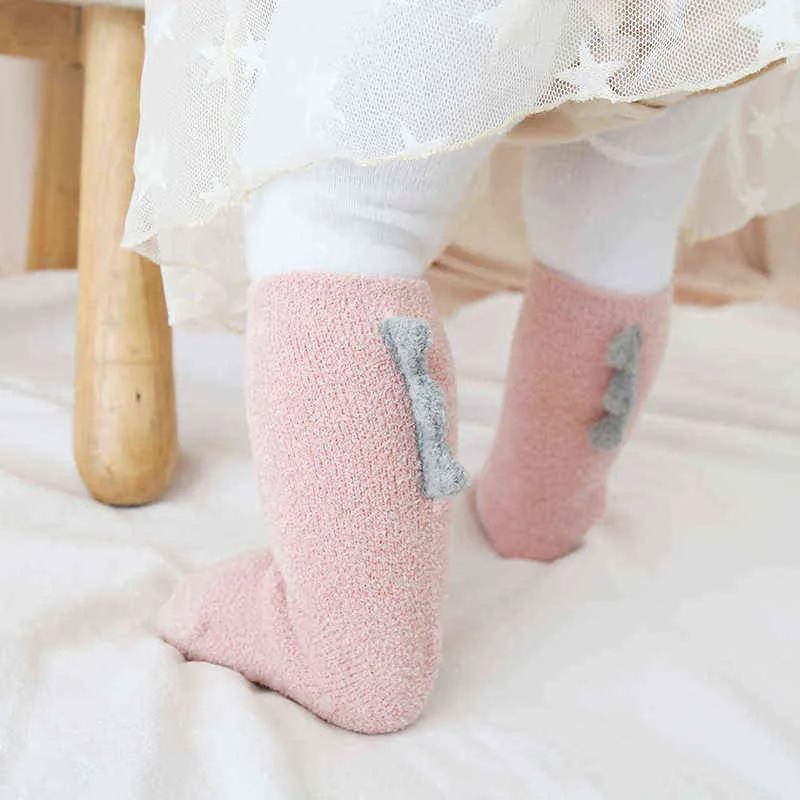 Hermoso lindo dinosaurio de dibujos animados niños calcetines de bebé niña niño antideslizante calcetines de piso Animal infantil suave algodón grueso cálido pierna calcetines J220621