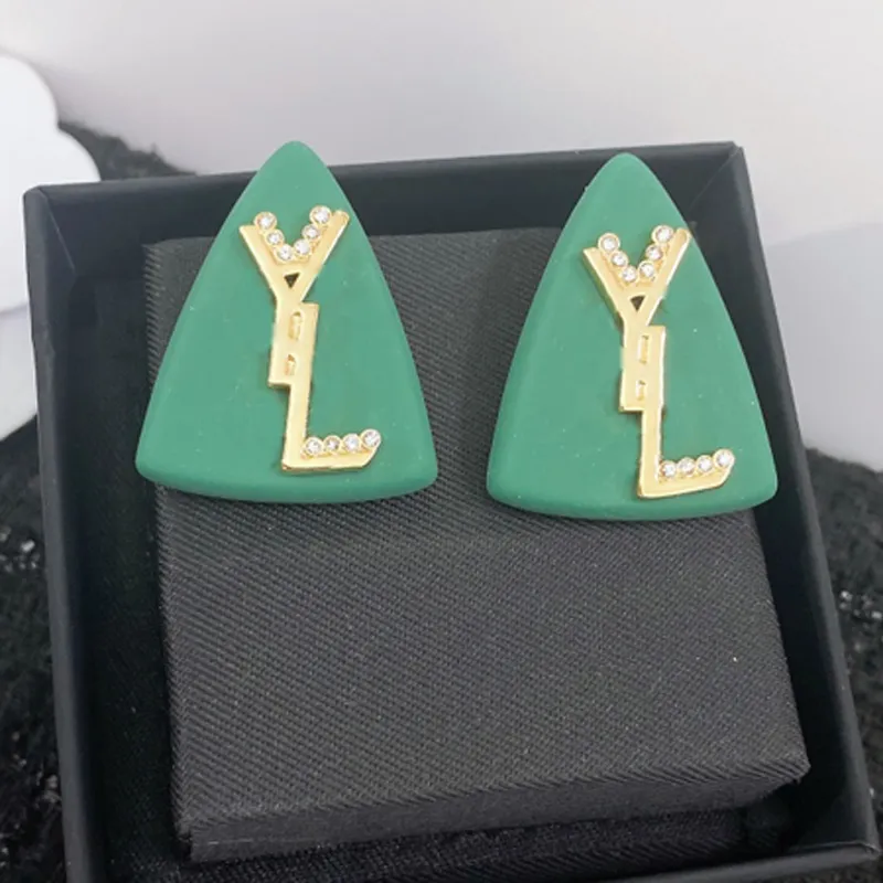 女性スタッドイヤリングジュエリーデザイナーLuxurys Green Blakc Earrings Triangular Elegance Fashion 925 Silver Heanpok Hoops Box