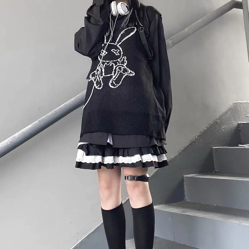 HOUZHOU Mall Goth Gothique Dentelle À Volants Mini Jupes Femmes Harajuku Fée Grunge Noir Jupe Plissée Japonaise Lolita Streetwear 220317