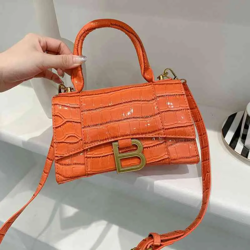 Purses Simple crocodile handbag new bright leather casual shoulder bag letter messenger women's bag