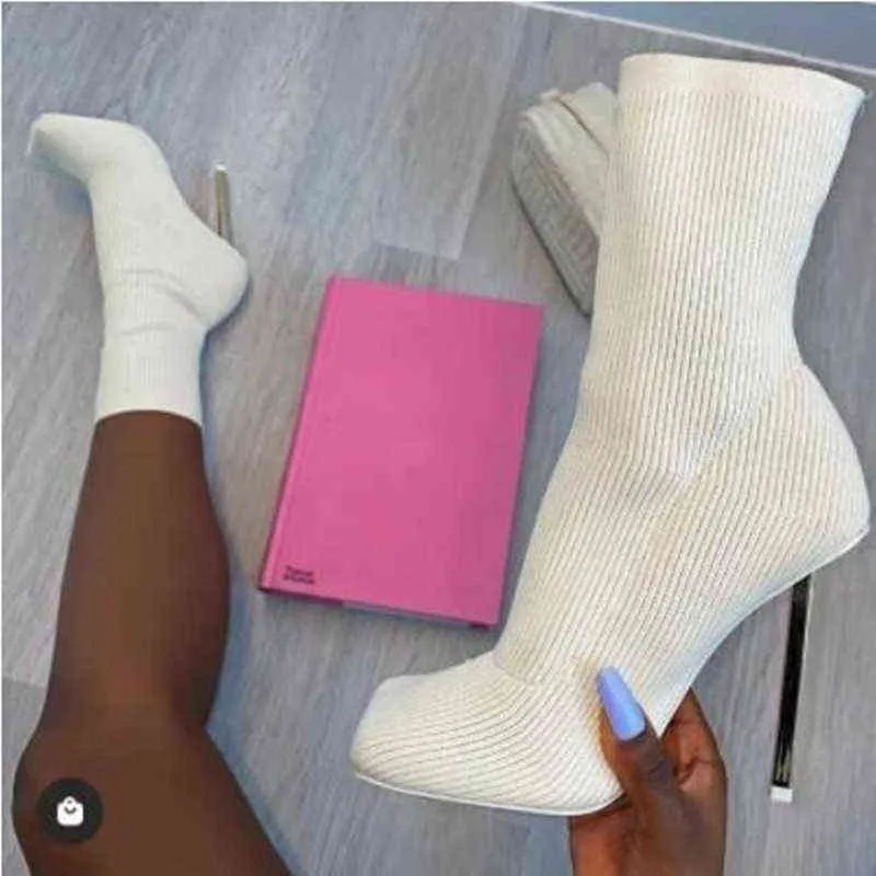 2021 modedesign Sexiga strumpstövlar Knittande stretchstövlar Höga klackar för kvinnliga modeskor Autumn Winter Ankle Boots Boots Y220707