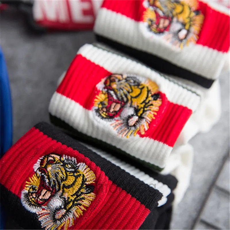 Designer socks tiger embroidery luxury brand women's tide brand breathable sports striped cotton