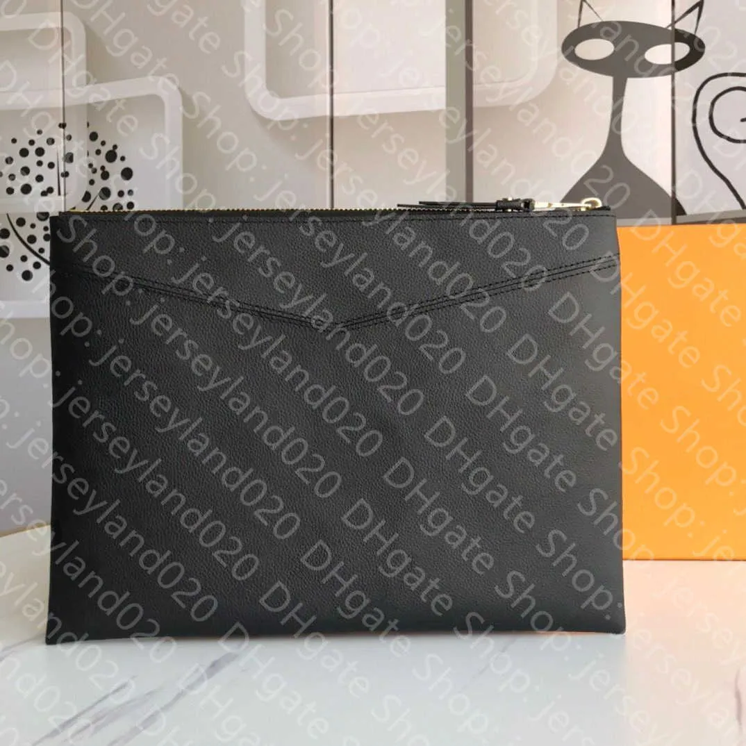 M62937 Portafogli di design di borse giornaliere Pocchetto da viaggio con zipped Organizzatore Etui Voyage2092